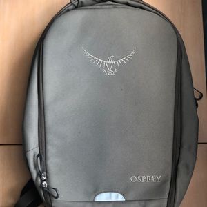 Osprey Laptop Backpack - olive green/ tan with orange interior